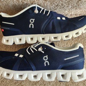Oncloud Tennis Shoes - NEW